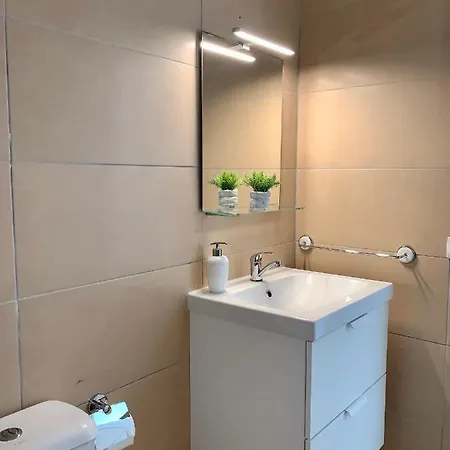 Apartamentos Llamar *